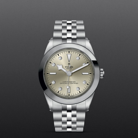 tudor Black Bay One 39 M79660-0006 controller