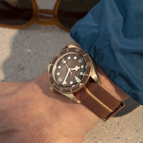 Tudor Black Bay 58 นำสว่าง