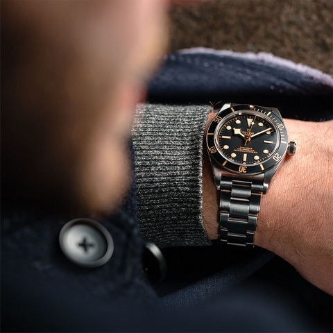 Tudor Black Bay 58 นำสว่าง